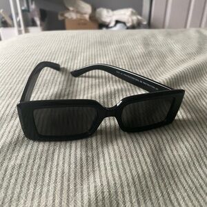 2/20$ Sunglasses